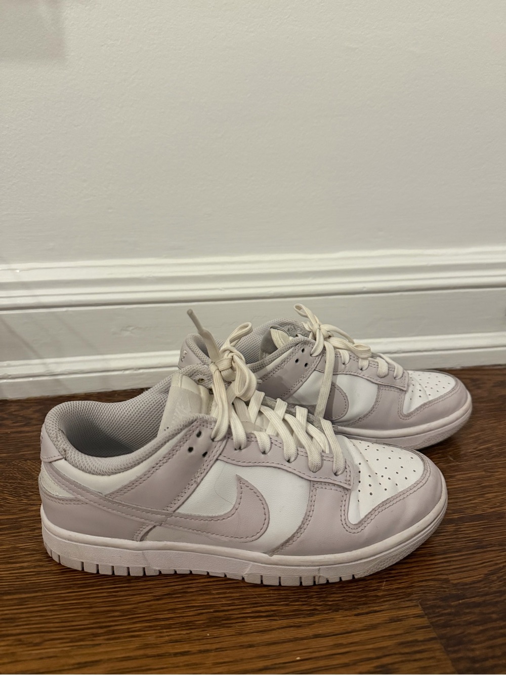 Nike Dunks Women's Low-Top Sneakers in Light Gray and White